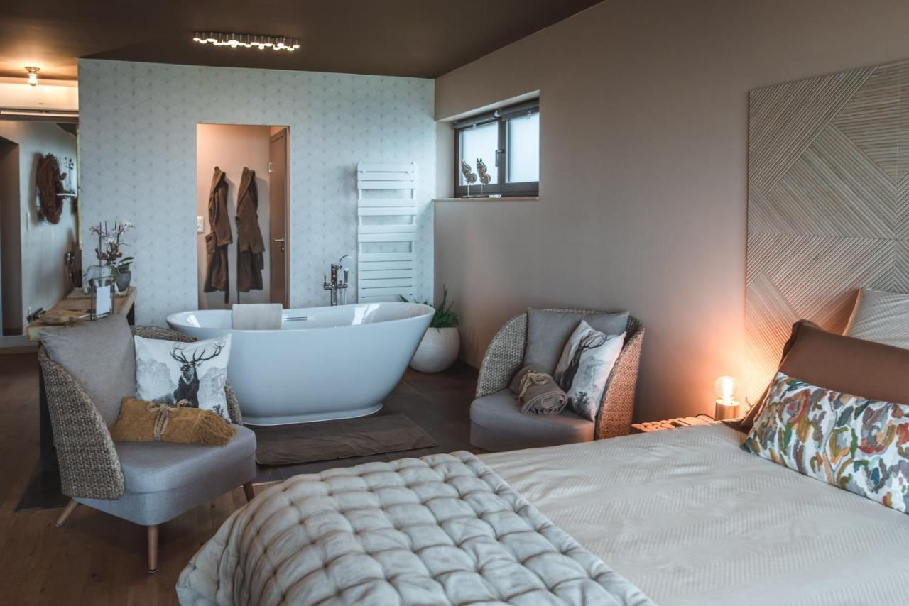 Etape 43 Apartment Virton Bagian luar foto